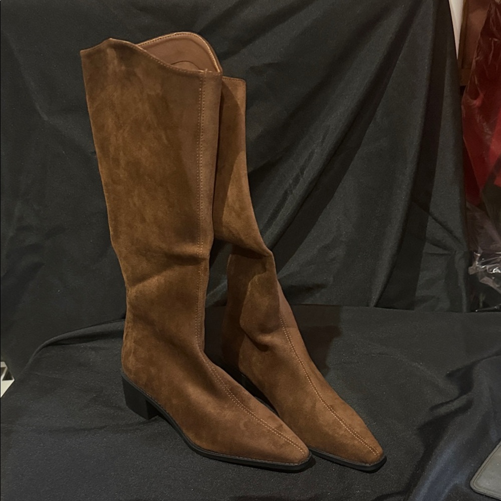 Elegant Brown Suede Heeled Boots